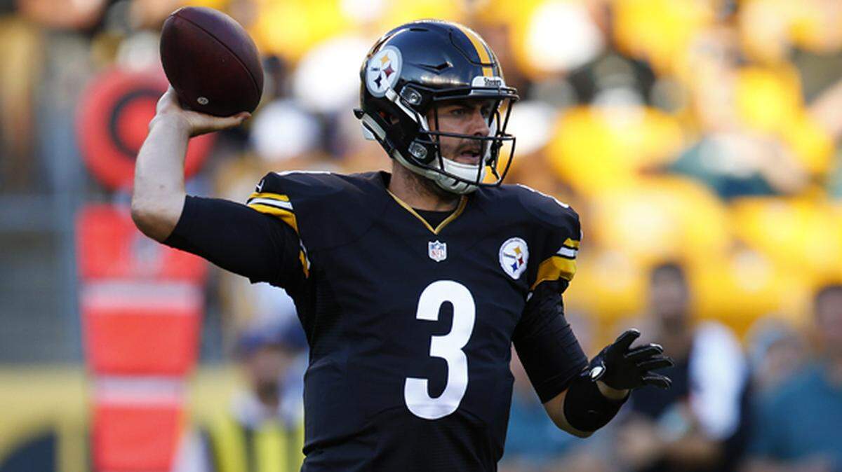 Former Pittsburgh Steelers quarterback Landry Jones worked out for the Dallas Cowboys on Monday.