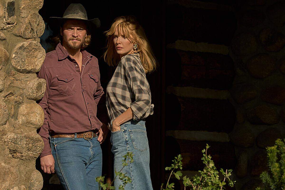 L-R: Luke Grimes as Kacey Dutton and Kelly Reilly as Beth Dutton on episode 512 of Paramount Network’s “Yellowstone”.