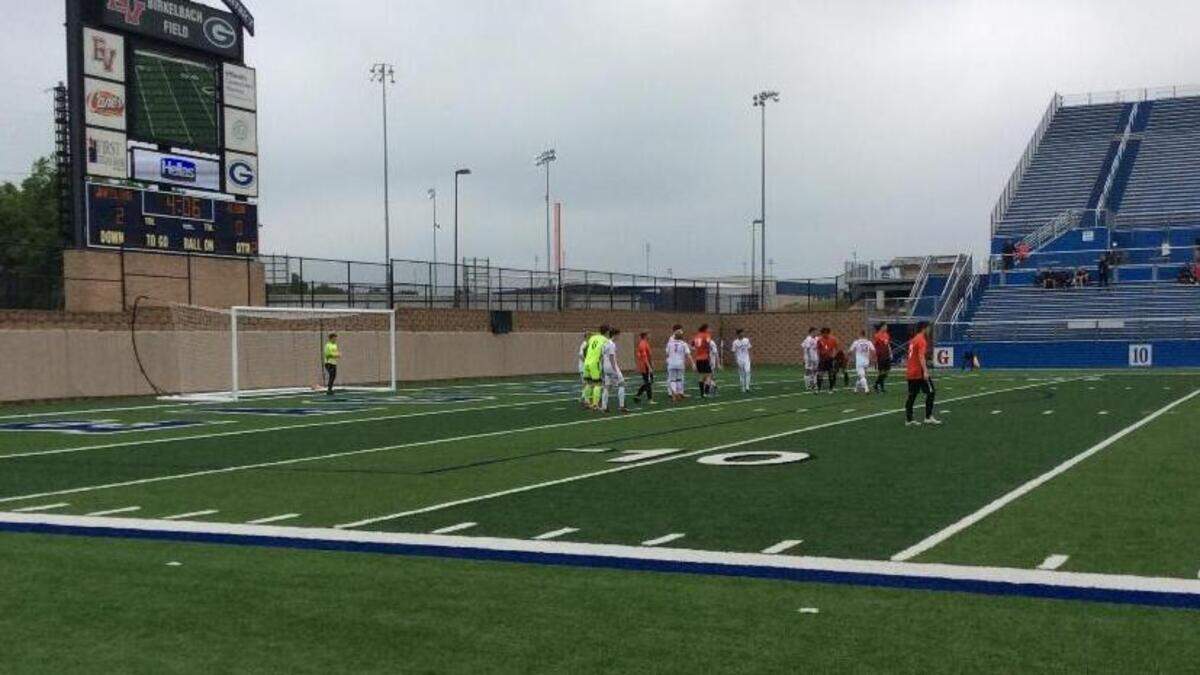 Aledo goalkeeper Konrad Garbowski (0) gave the Bearcats 10 players in the box on free kicks late in the game against Frisco Wakeland.