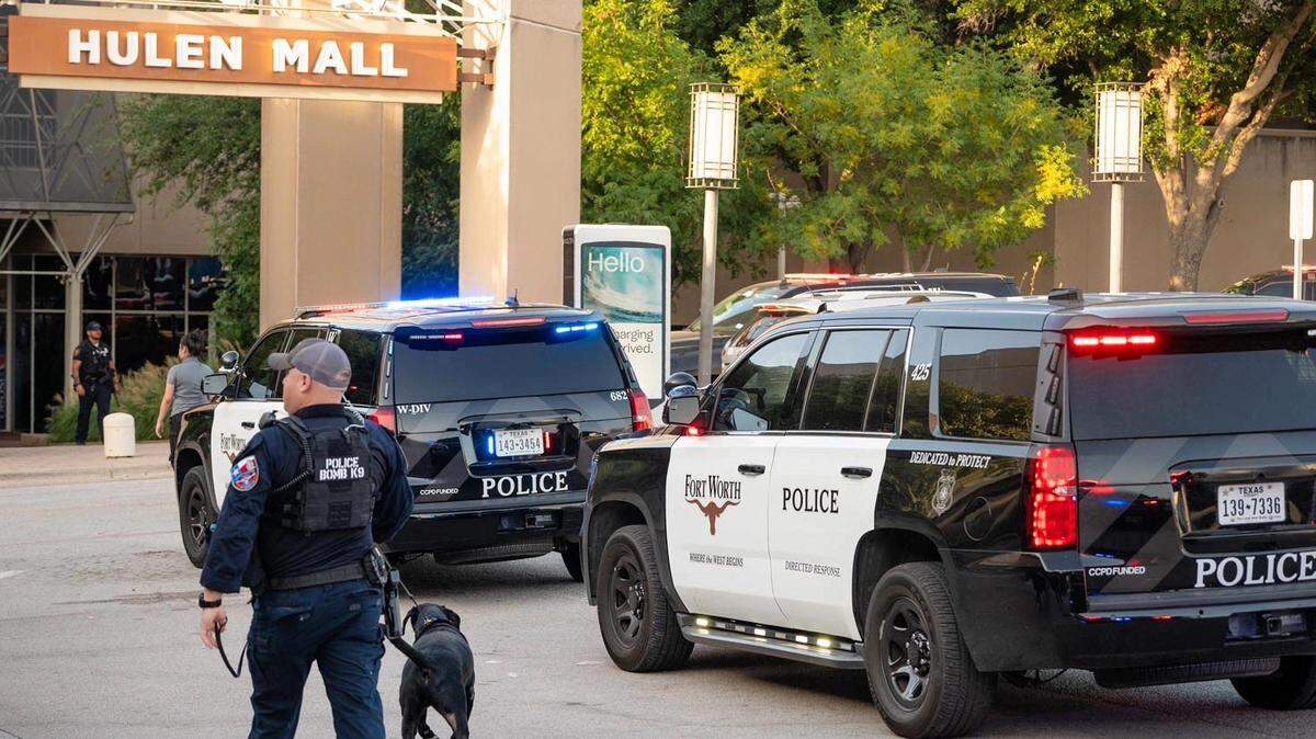 Archive photo of police outside Hulen Mall in July 2023. On Sunday, Jan. 14, 2024, one person was grazed on the head by a bullet after at least three people began exchanging gunfire outside the mall, police said.