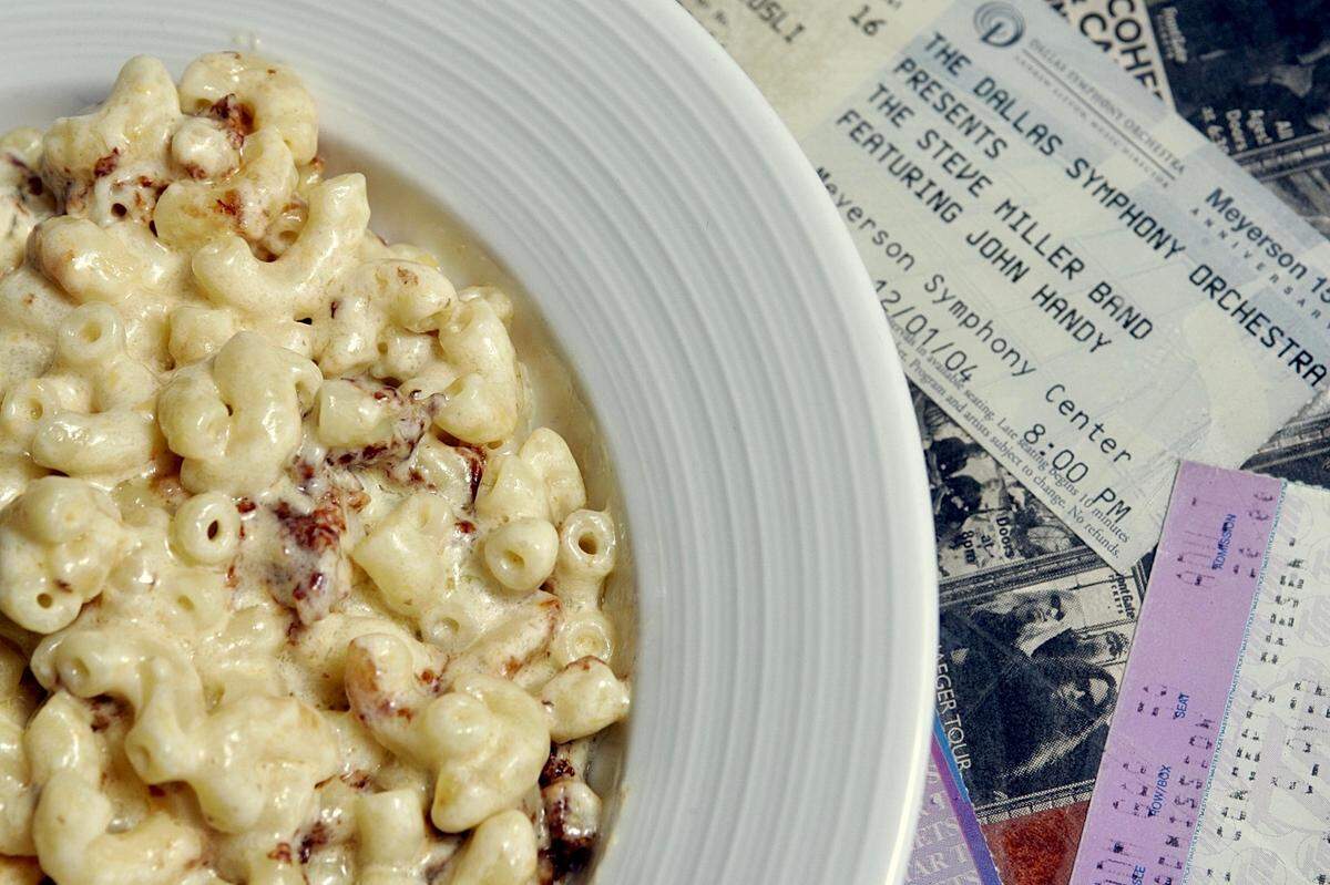Three-cheese “crack-a-roni” at Fork in the Road in Arlington.