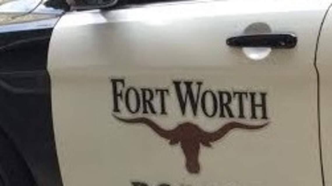 26-year-old motorcyclist killed after colliding with vehicle in west Fort Worth wreck