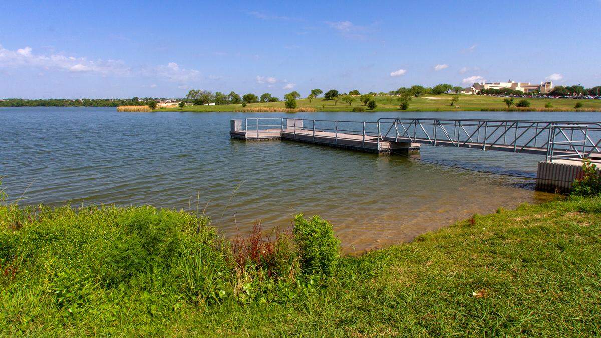 The Tarrant Regional Water District is building a second trailhead at Marine Creek Lake Park, on the western side of the reservoir. Visitors this summer can use the trailhead on the eastern side of the lake, shown here, for non-motorized boat launch access and parking.