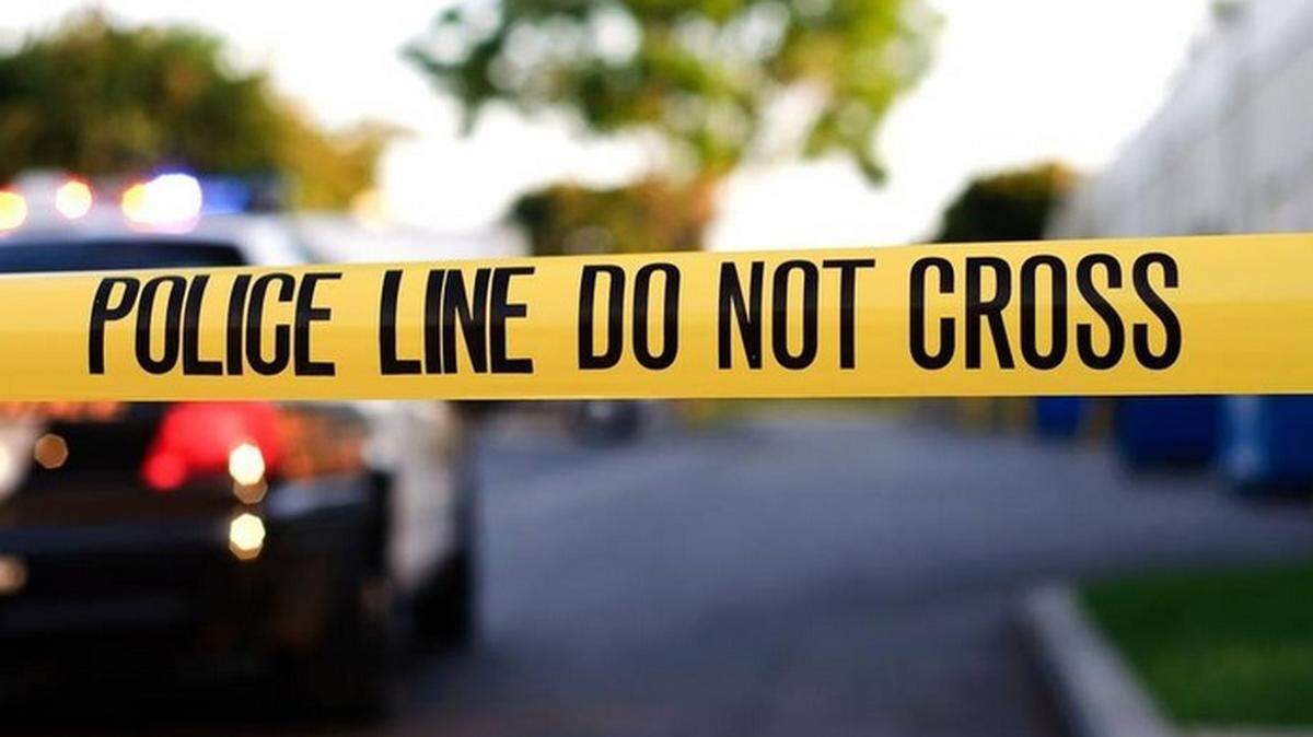 A man discovered on a Fort Worth city sidewalk Sunday morning died from gunshot wounds to his head and neck, according to a ruling by the Tarrant County medical examiner's office.