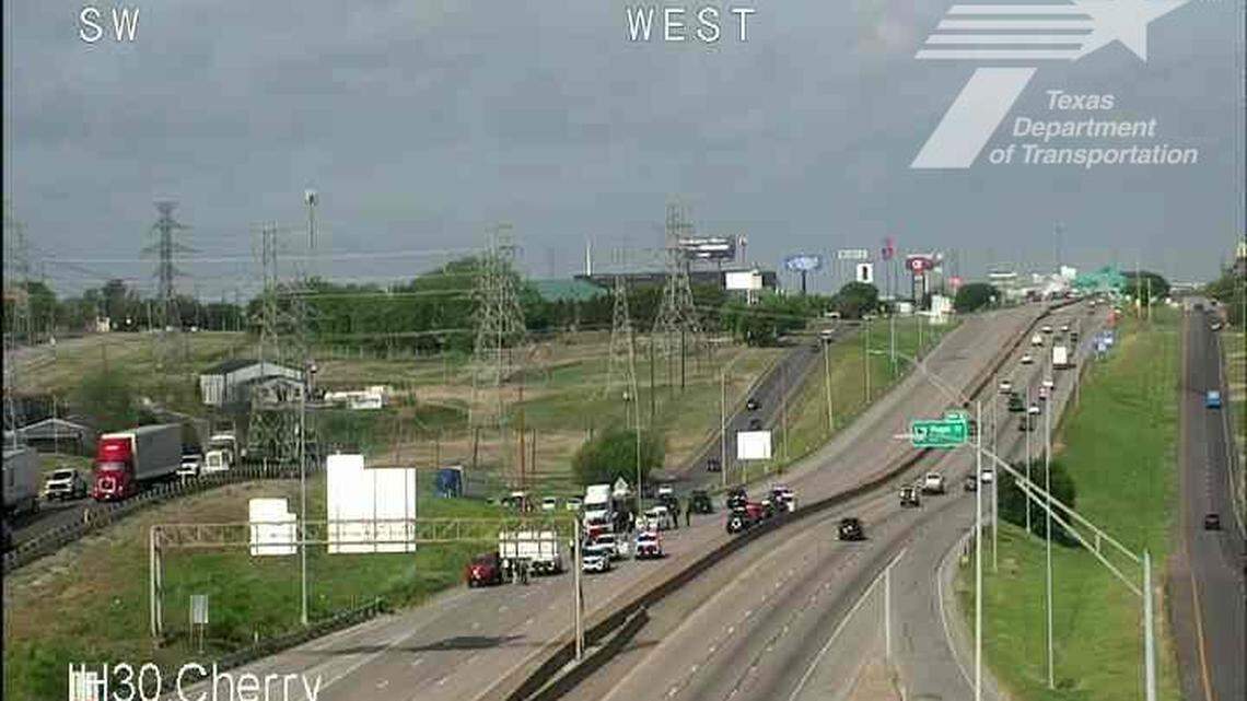 18-wheeler driver is hit and killed by vehicle on I-30 in west Fort Worth