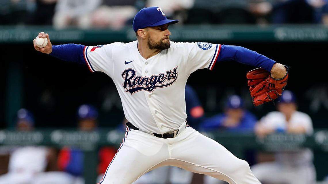 Nathan Eovaldi breaks out of slump as Rangers win second straight over Mariners