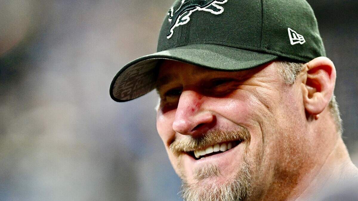 Detroit Lions head coach Dan Campbell at the 2024 NFC wild card game against the Los Angeles Rams at Ford Field.
