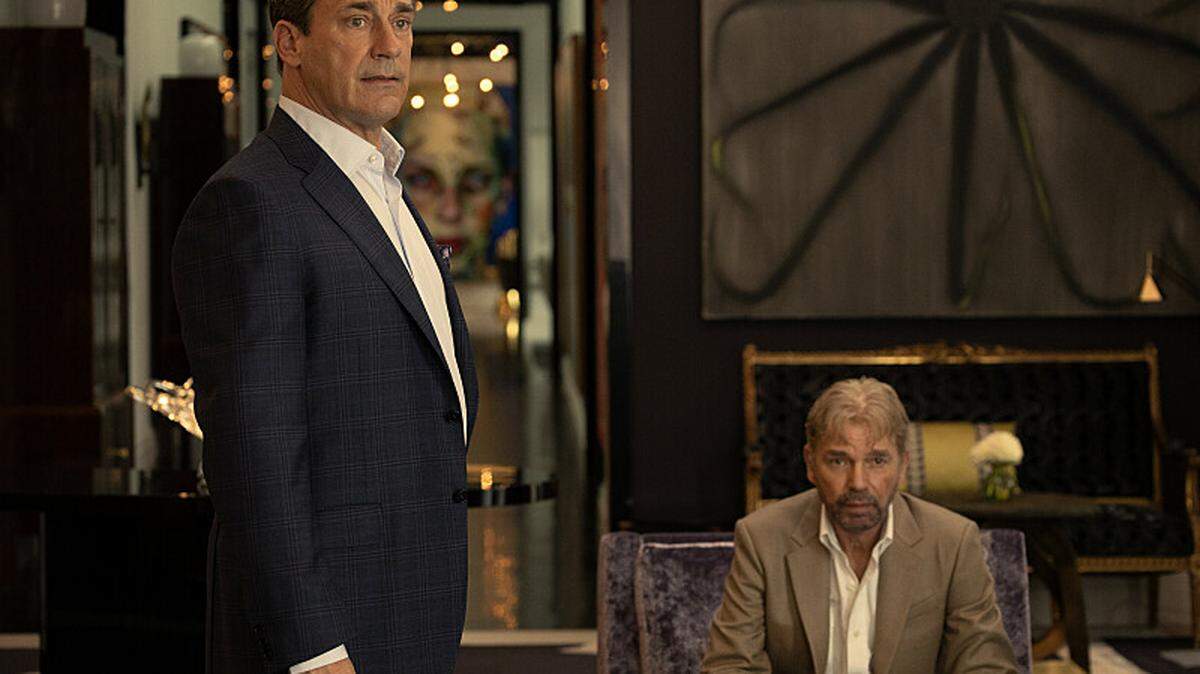 (L-R): Jon Hamm as Monty Miller and Billy Bob Thornton as Tommy Norris in season 1, episode 6 of “Landman” streaming on Paramount+.