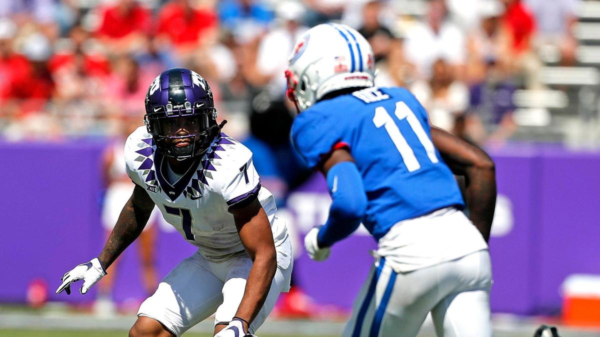 TCU safety T.J. Carter (7) works against SMU wide receiver Rashee Rice (11) at Amon G. Carter Stadium in Fort Worth, Texas, Saturday, Sept. 25, 2021. Rice currently has the most receiving yards in the NCAA in 2022. (Special to the Star-Telegram Bob Booth)