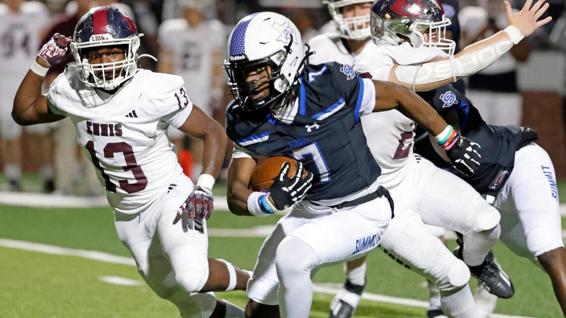 Mansfield Summit holds off Ennis to take the second playoff seed in 5-5A Division 2