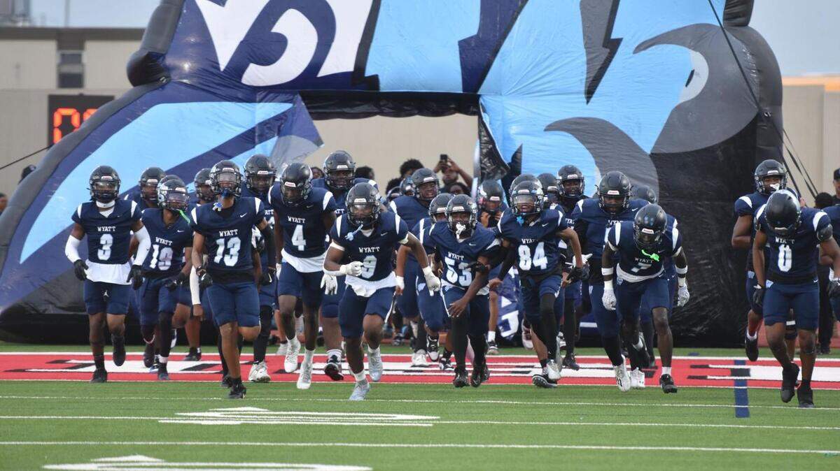 O.D. Wyatt takes the field during a high school football game against Dunbar at Clark Stadium in Fort Worth, Texas, Friday, September 5, 2025. Wyatt won 21-20.