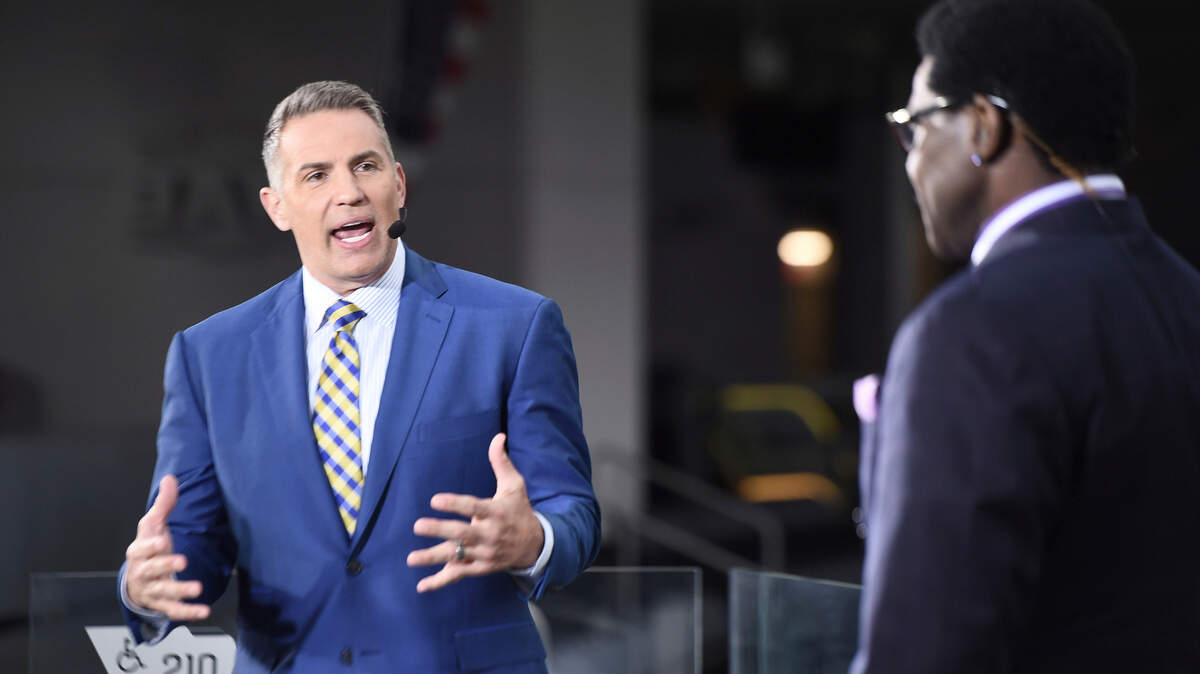 NFL Network’s Kurt Warner, left, and NFL Network’s Michael Irvin are among the Sunday morning pundits voicing opinions of the Cowboys’ season.