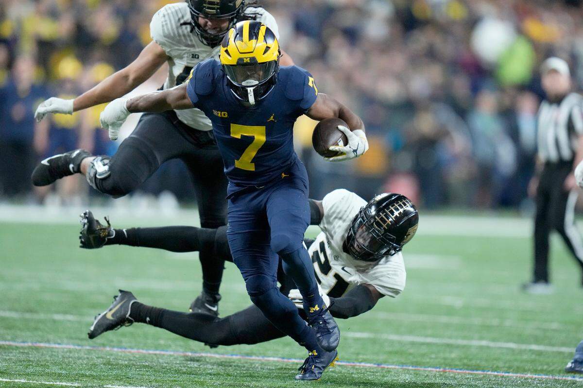 TCU must contain running back Donovan Edwards (7) if they are going to have success against Michigan.