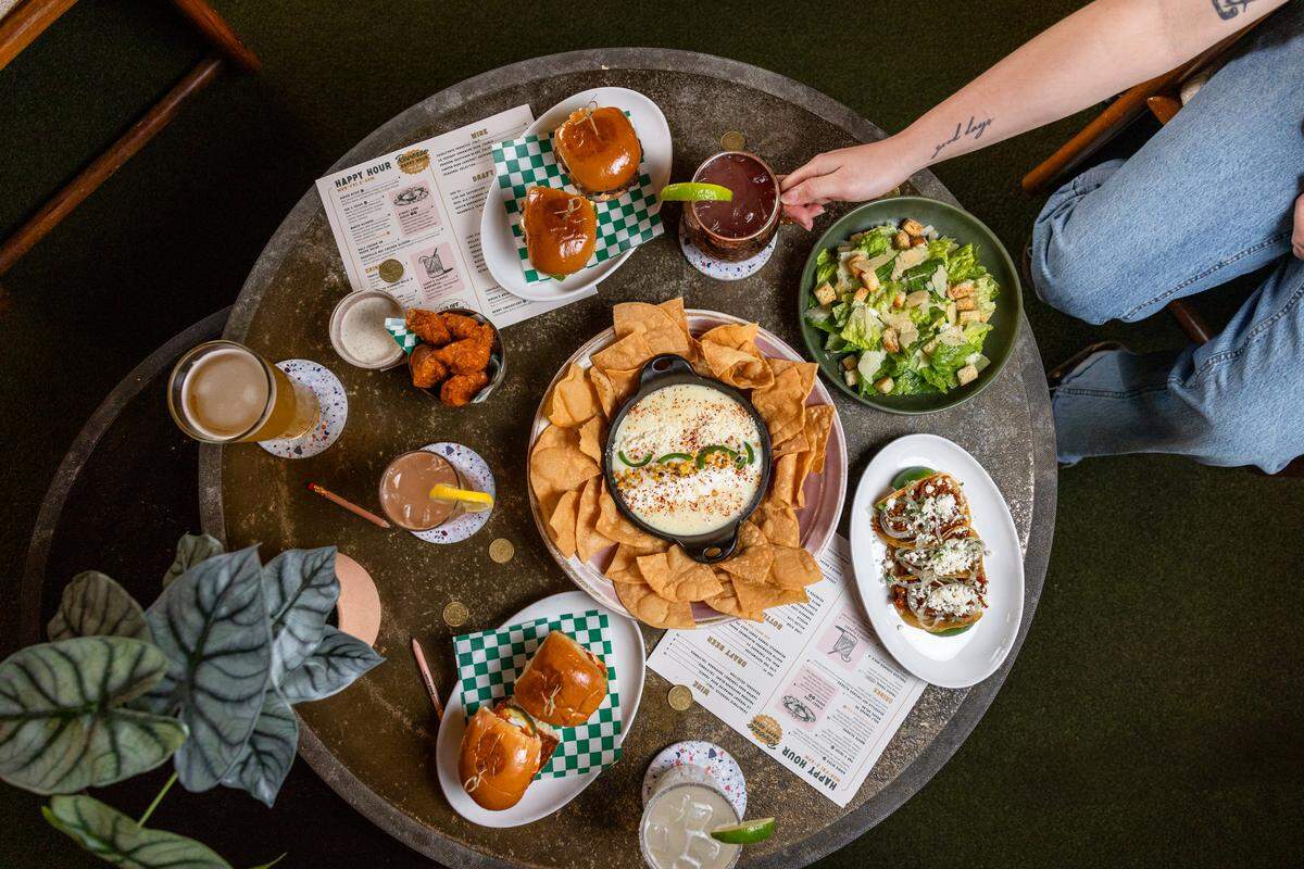 The Dirdie Birdie in Fort Worth will have a full bar and kitchen serving dishes like their street corn queso, Nashville hot chicken sliders and par 3 tacos.