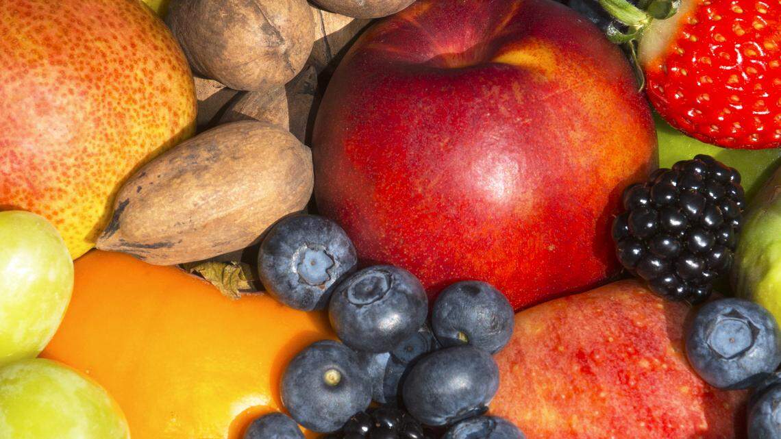 How to start a backyard orchard. Here are the steps to success in North Texas