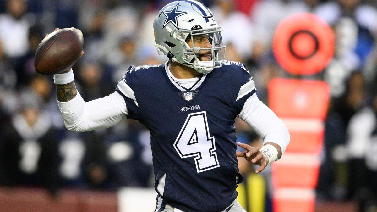 Dallas Cowboys quarterback Dak Prescott (4) has a chance to mold his legacy against the Buccaneers.