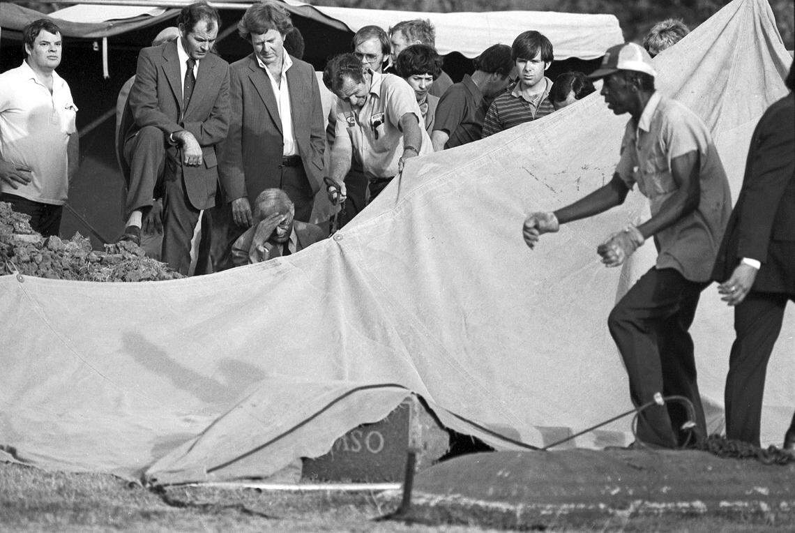 Oct. 4, 1981: The casket containing Lee Harvey Oswald’s remains for 18 years was exhumed and moved into the privacy of a tent at Rose Hill Memorial Park in Fort Worth before it was taken to Dallas for an autopsy.