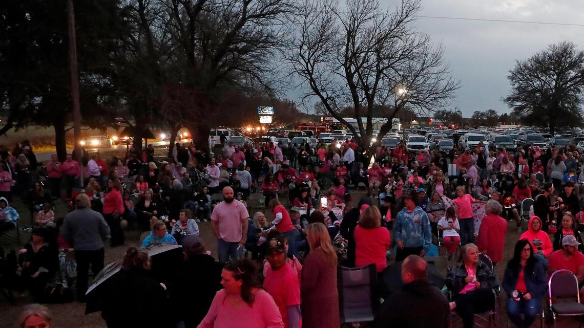 ‘Remember Athena Strand.’ 2,500 gather to mourn 7-year-old who touched countless hearts