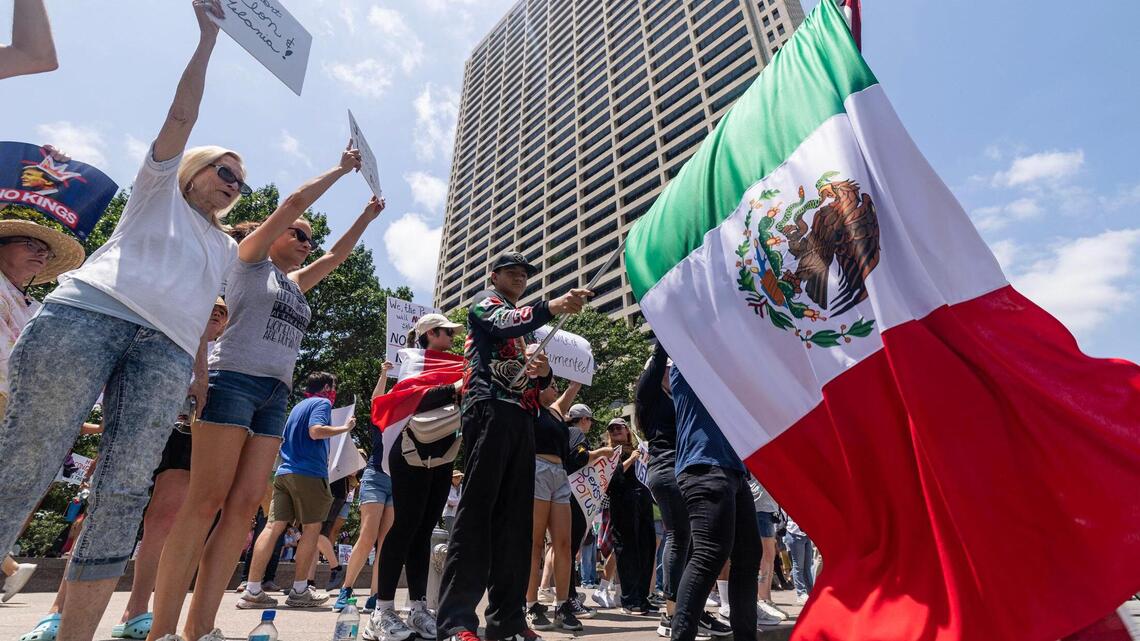 North Texas activists who protest ICE respond to attack at Dallas field office