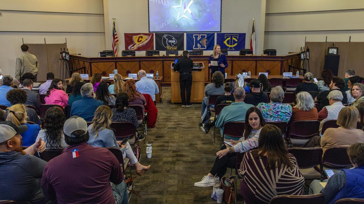 ‘It’s not over’: Opponents of squashed Keller ISD split rejoice, but demand transparency