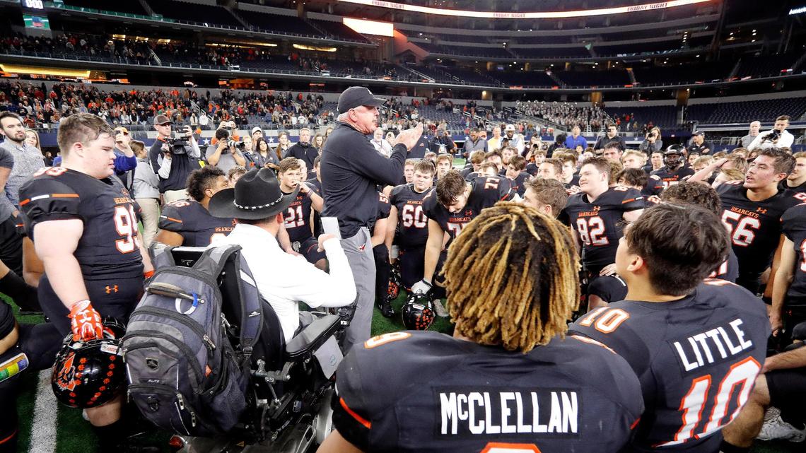 Aledo head coach Steve Wood talks to the team about what lies ahead after their high school Class 5A Division II State Semifinals football playoff game at AT&T Stadium, Arlington, Texas, Friday, Dec. 14, 2018. Aledo won the game 63-7. (Star-Telegram Bob Booth)