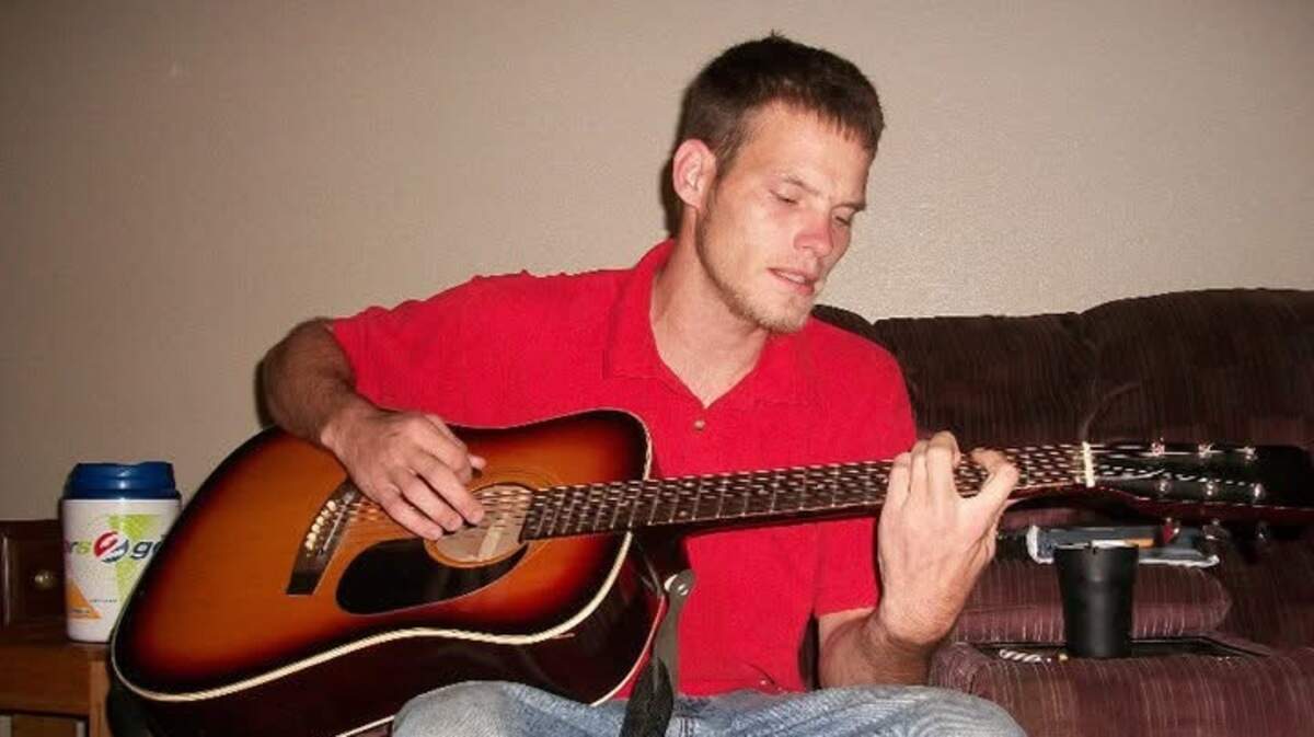 Ryon Smith, 40, was killed in a hit-and-run while skateboarding in Fort Worth on Feb. 2, his family said.