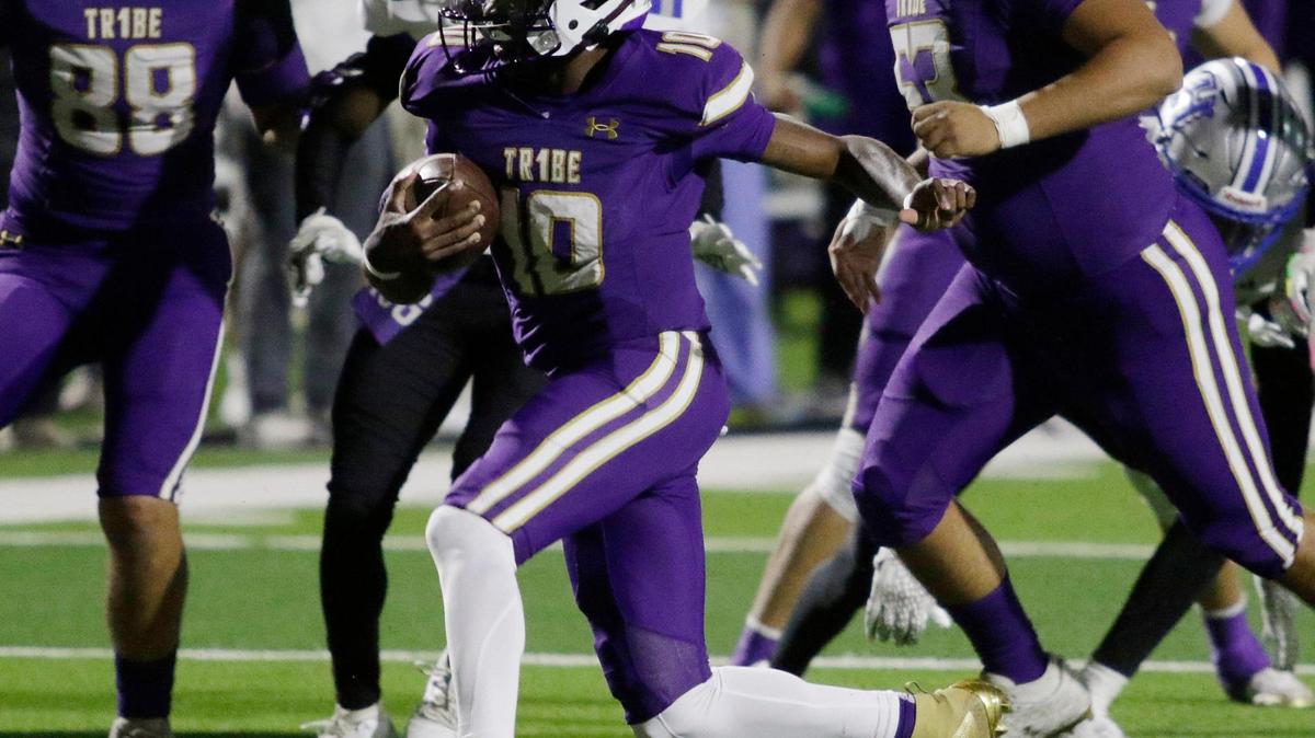 Alvarado’s Cardea Collier scrambles for yardage during a UIL football playoff game at Crowley ISD Multi Purpose Stadium on Thursday, November 8, 2024.