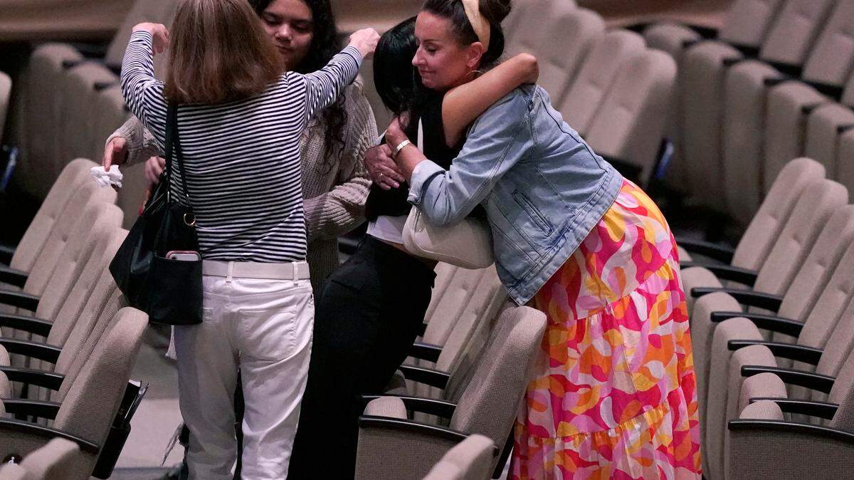 ‘We share in your grief’: At vigil for Allen victims, pews filled with anguish, anger