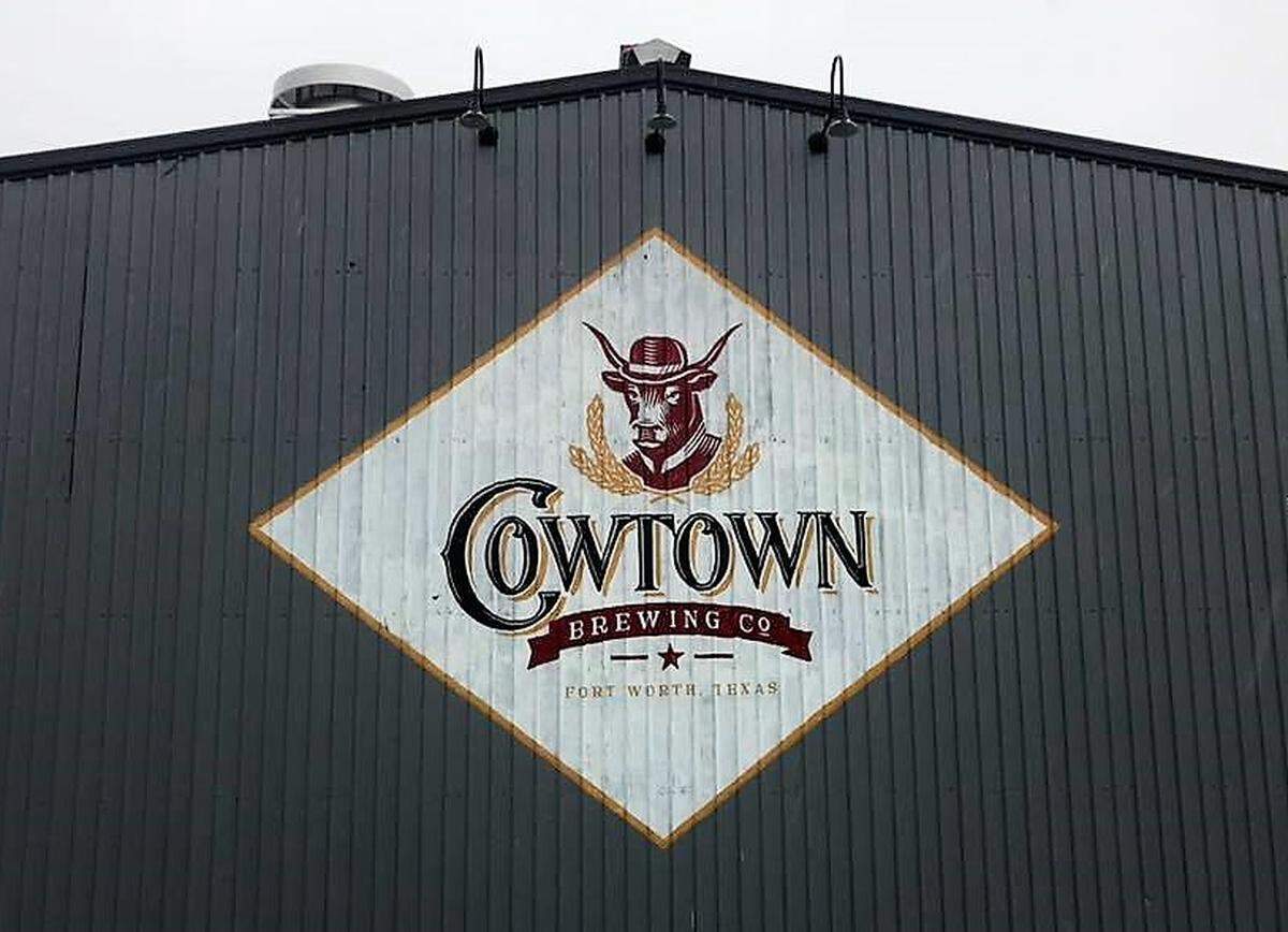 Cowtown Brewing Co.’s logo (shot on a rainy Friday) is easily seen from East Belknap Street, which means a lot of cars are gonna see it.