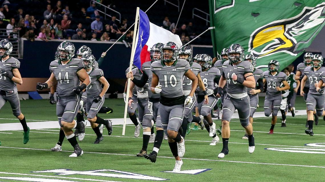 The Prosper Eagles defeated Arlington Bowie in the 6A D2 area round on Saturday at Mustang Panther Stadium.