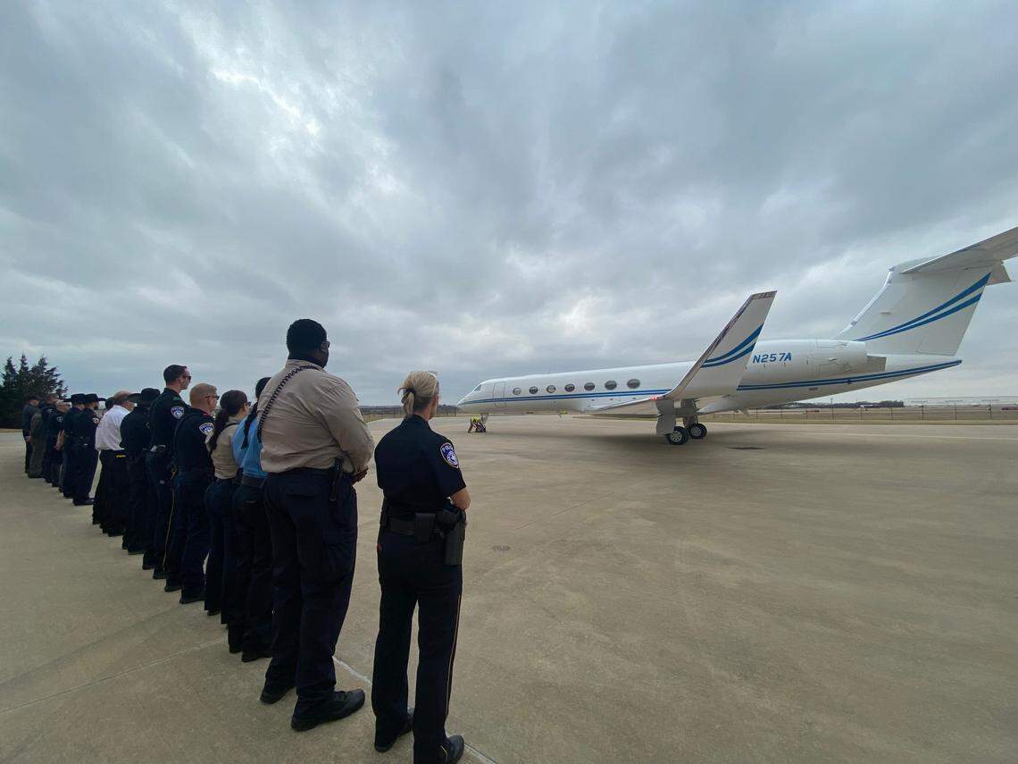Six-year-old Rylan Pruitt, who was diagnosed with brain cancer last May, was welcomed back to Fort Worth’s Alliance Airport on Friday afternoon after receiving scans in Memphis Tennessee, that revealed the cancer has spread throughout his body. Rylan, an honorary police officer, was greeted by fellow officers, first responders and Spider-Man.
