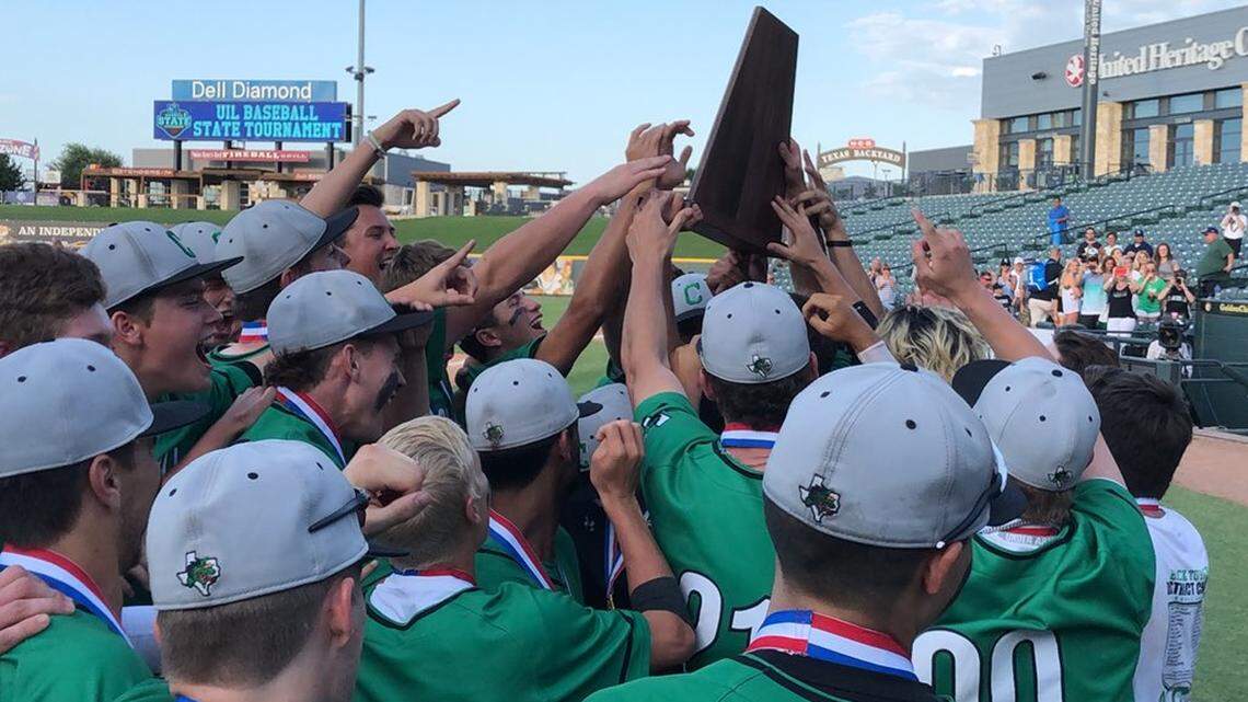 Southlake Carroll celebrates the 6A state title.