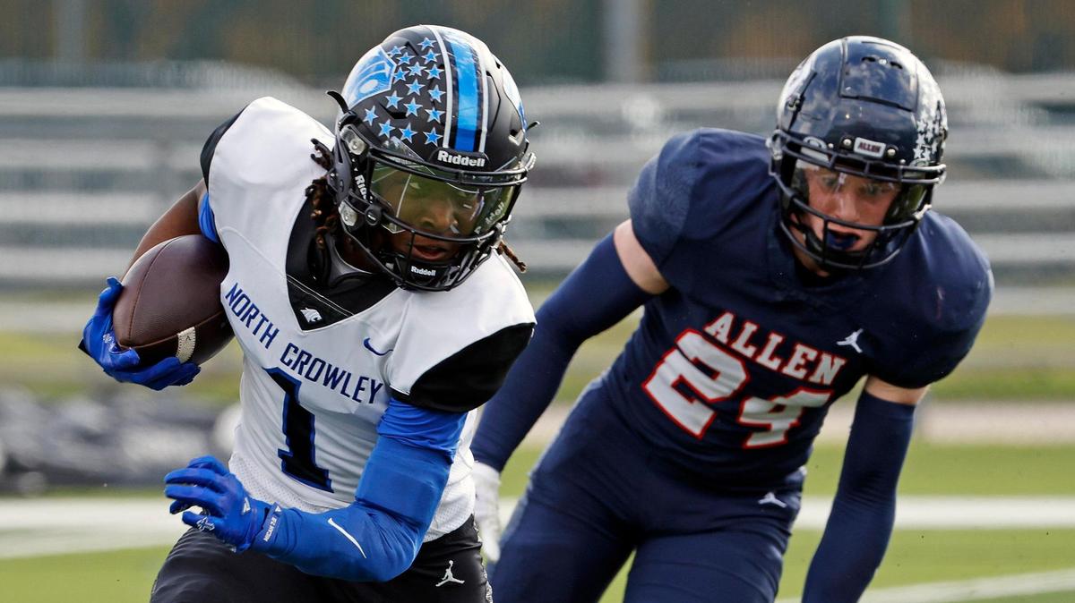 North Crowley will face Duncanville on Saturday at Mesquite Memorial Stadium.