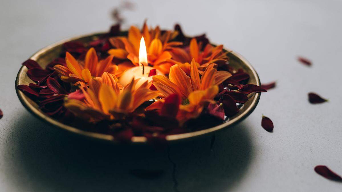 Candle and flowers