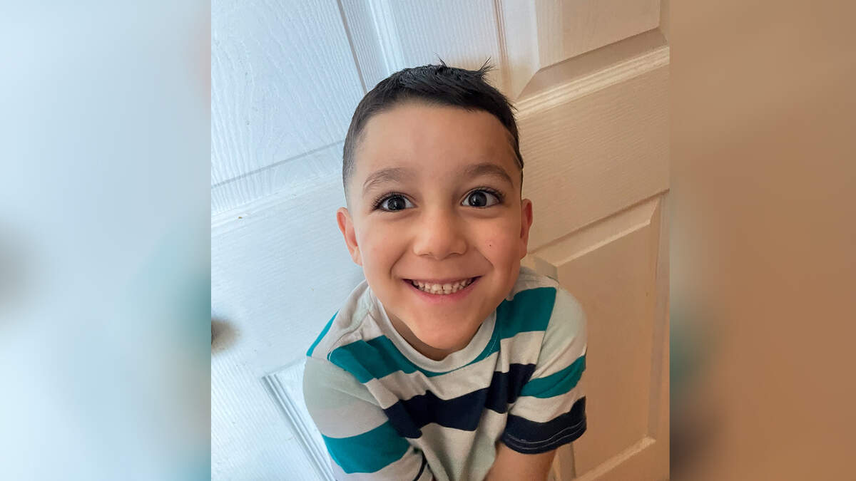 Fort Worth ISD kindergartner wandered off Rufino Mendoza campus, mother says