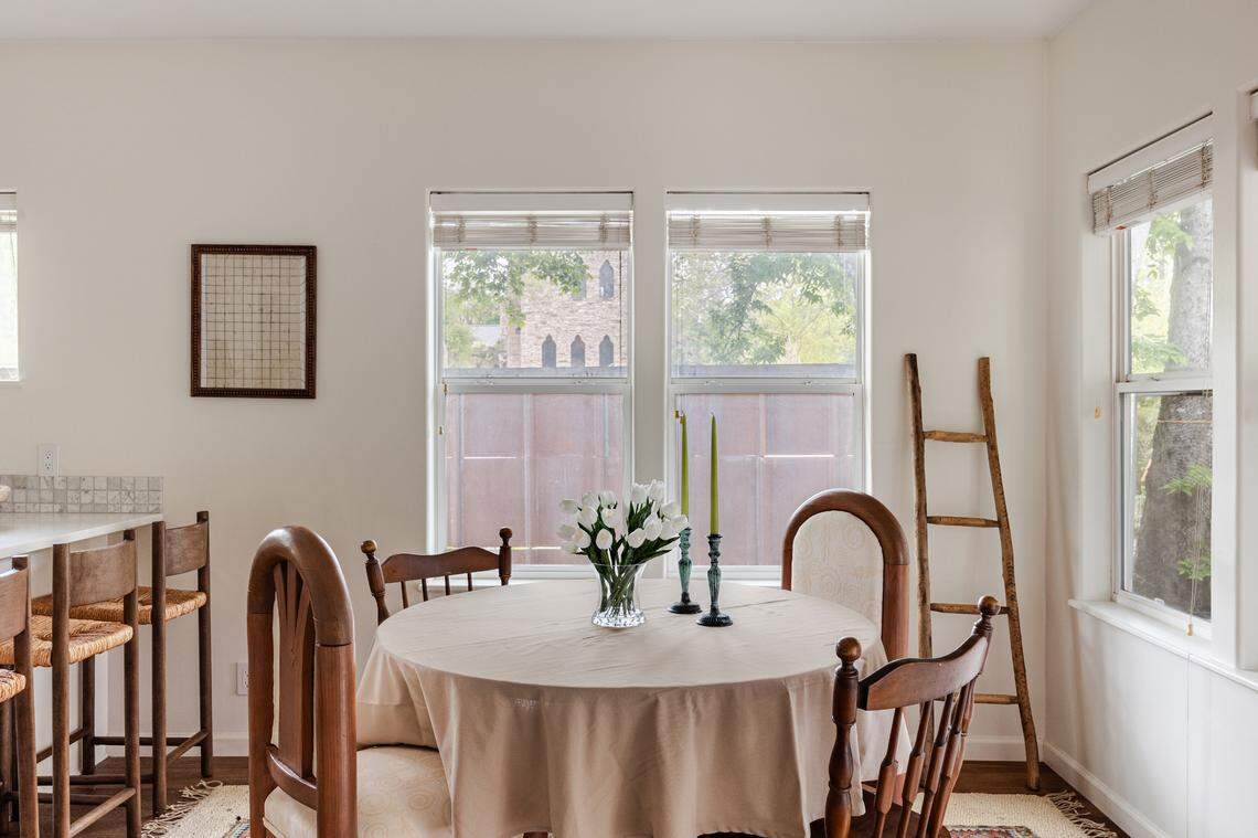 Dining area (Unit A)