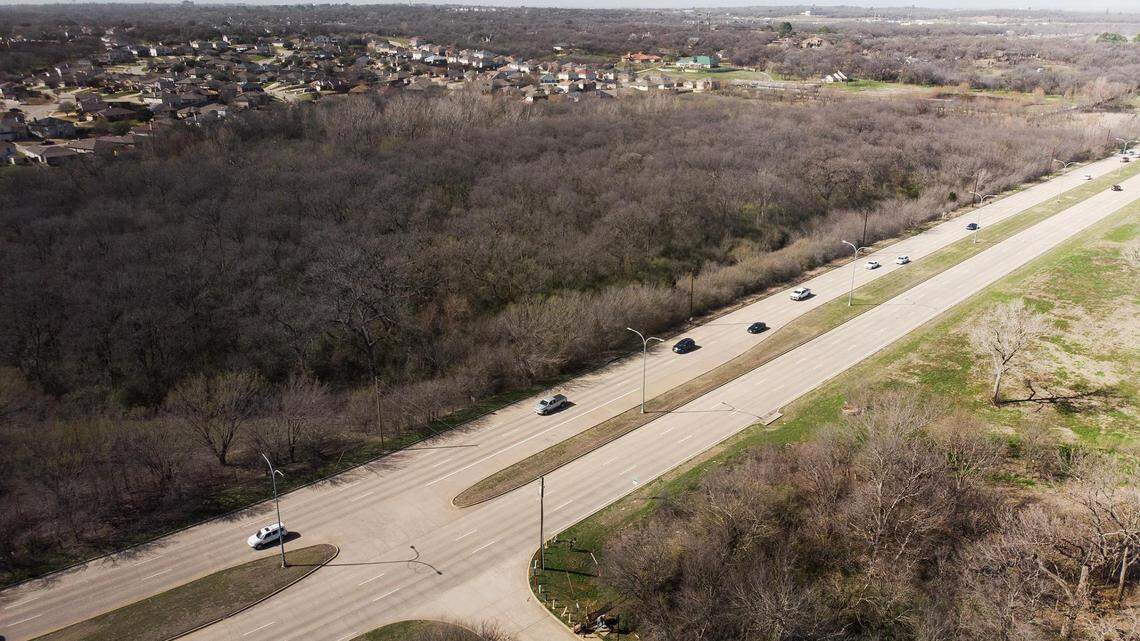 The Fort Worth City Council denied a rezoning request that would have allowed a 420-unit apartment development on Dottie Lynn Parkway in East Fort Worth after residents showed up in force to oppose it.