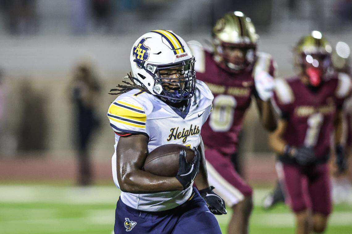 Arlington Heights running back Carson James breaks free for a long touchdown run in the second quarter against Saginaw on Thursday, October 10, 2025, at Rough Rider Stadium in Saginaw, Texas.