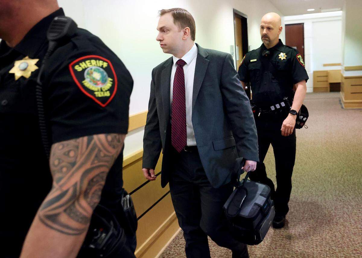 Aaron Dean, a former Fort Worth police officer, returns to the 369th District Court on Thursday, December 15, 2022. The jury will continue to deliberate on his guilt or innocence in the fatal shooting of Atatiana Jefferson in October of 2019 when answering an open structure call.