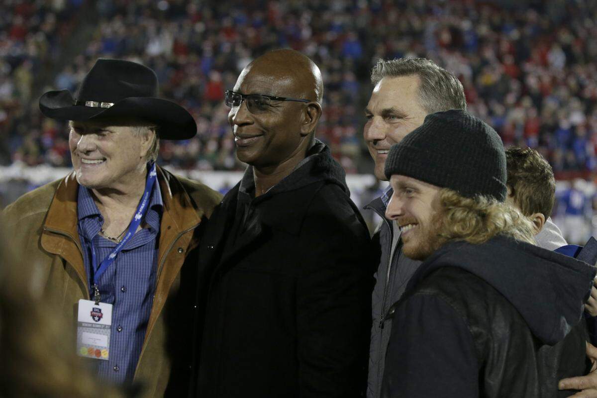 Dec 20, 2017; Frisco, TX, United States; Terry Bradshaw (L to R) and Eric Dickerson and Craig James and Dallas Cowboys wide receiver Cole Beasley pose before the game between the Southern Methodist Mustangs and the Louisiana Tech Bulldogs in the 2017 Frisco Bowl at Toyota Stadium. Mandatory Credit: Tim Heitman-USA TODAY Sports