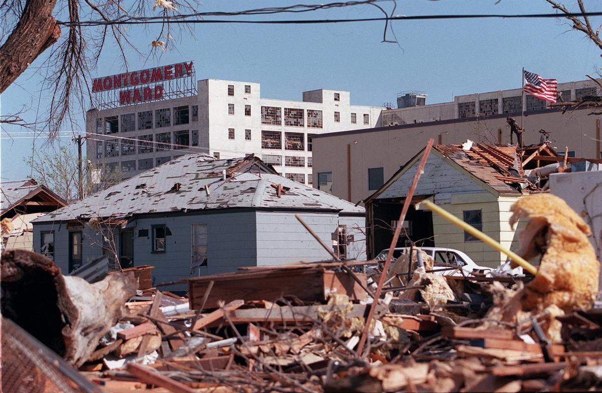 The March 28, 2000, tornado cut through houses in the Linwood neighborhood between Mercedes and Merrimac streets on its way to the Montgomery Ward building.