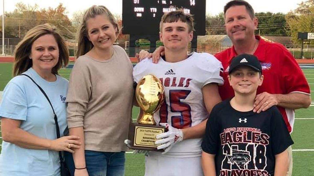 Kelly, McKenna, Hayden, Wade and Ryan