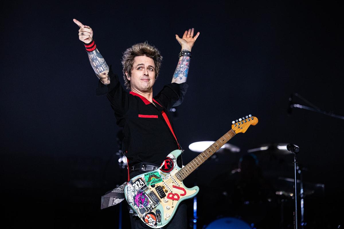 Green Day lead singer Billie Joe Armstrong riles up the crowd as he and his band members took the stage for “The Saviors Tour” at Globe Life Field in Arlington on Wednesday, Sept. 11, 2024.
