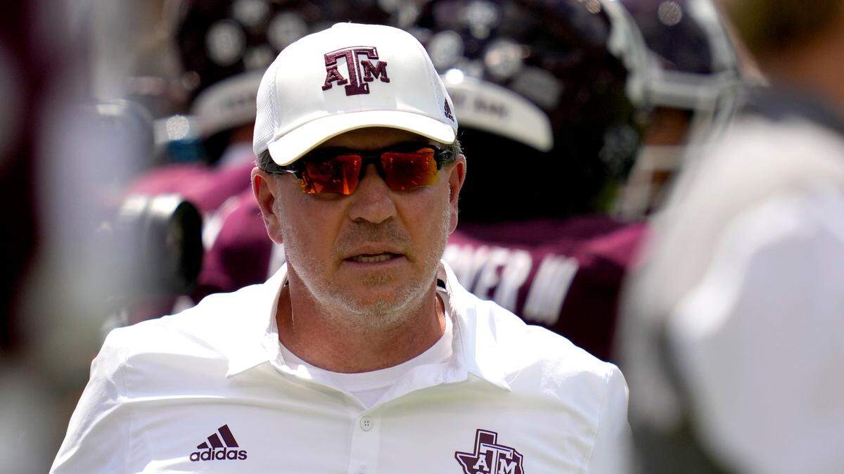 Texas A&M head coach Jimbo Fisher is really hearing it from angry Aggie fans after losing to Appalachian State at home over the weekend.