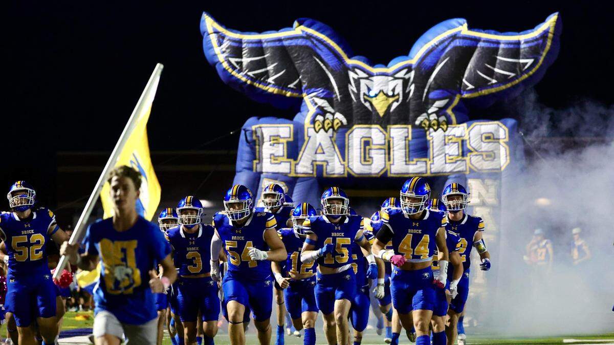 The Brock Eagles defeated the Clyde Bulldogs in a Texas high school football regional round playoff game on Friday.