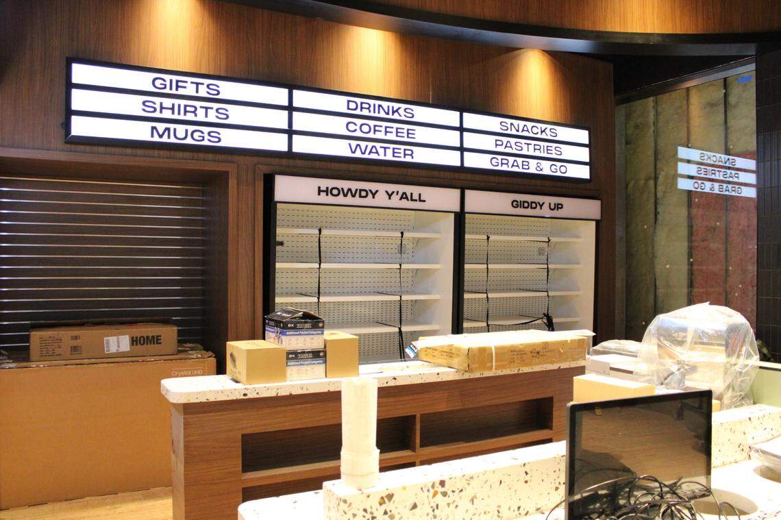 “Howdy Y’all” and “Giddy Up” read the signs across the drink refrigerators, an ode to Fort Worth. One of the many details paying tribute to Ampersand’s home city.