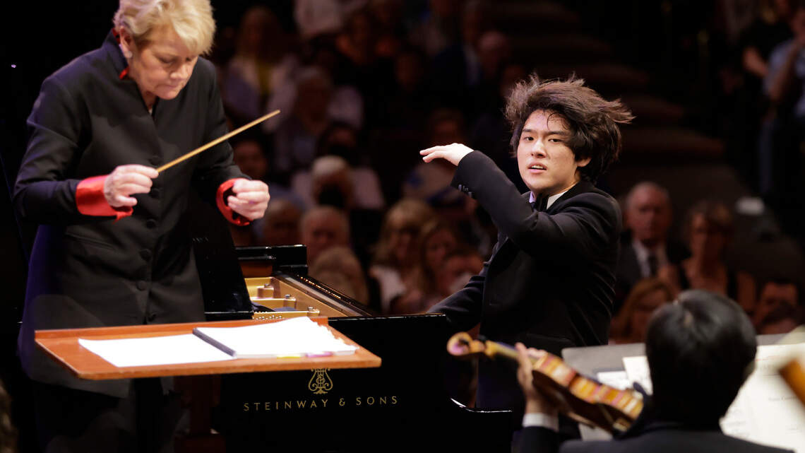 South Korean teen who won 2022 Cliburn competition in Fort Worth signs with record label