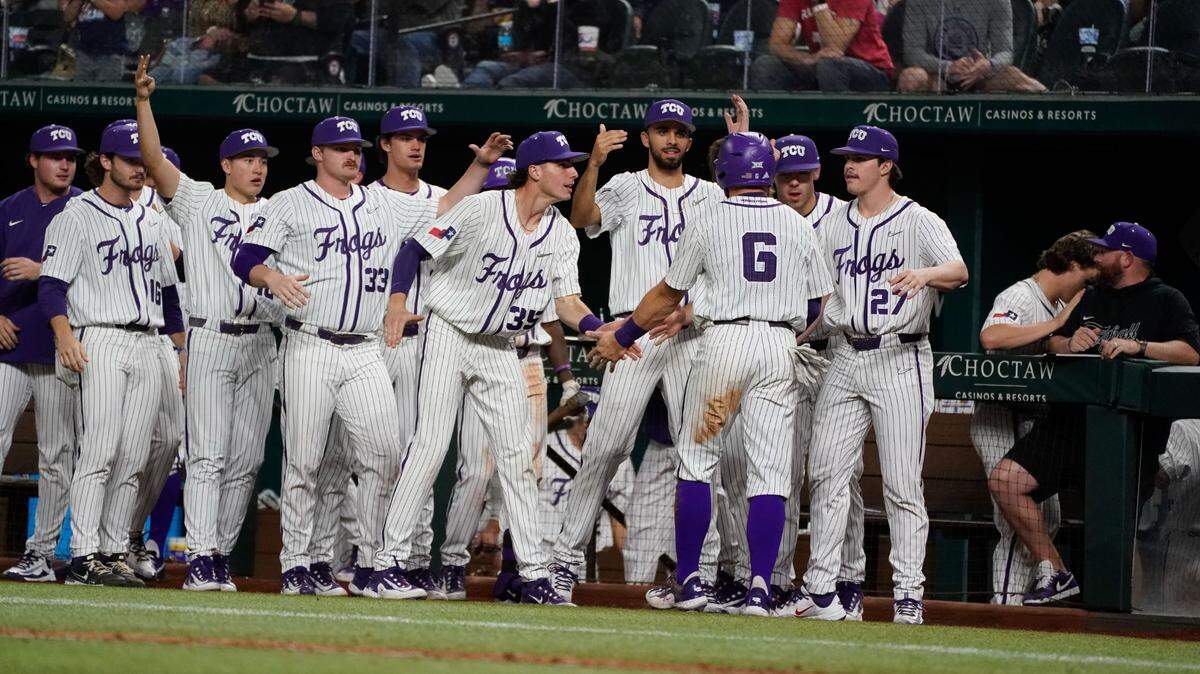 TCU vs. Missouri during the College Baseball Showdown at Globe Life Field. TCU baseball