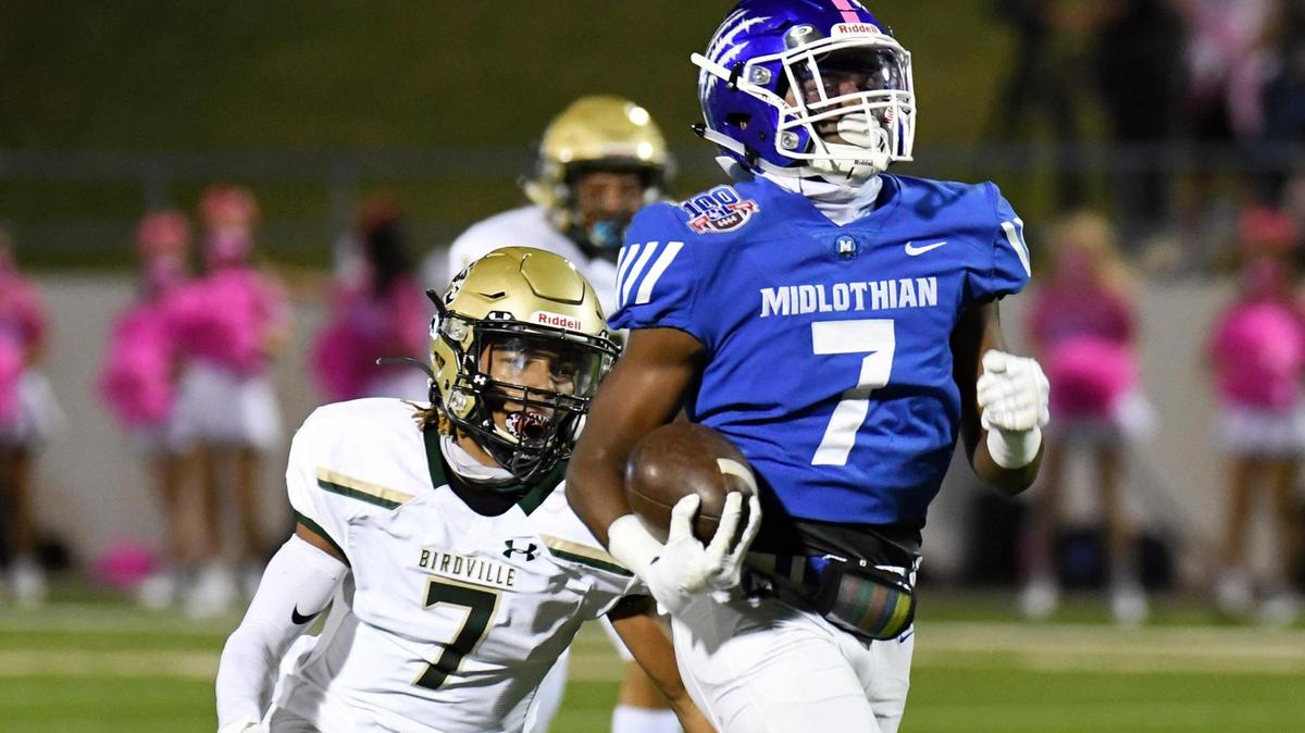 Midlothian’s De’ago Benson and the Panthers are 7-0 for the first time since 1984. Special/Bob Haynes