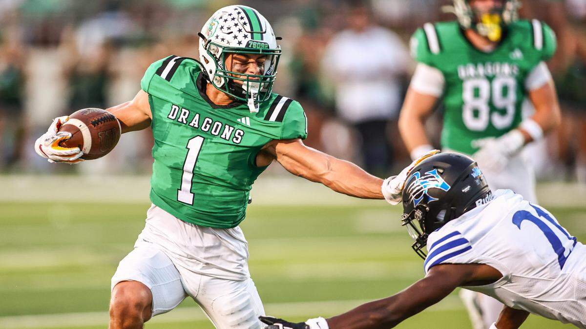 Southlake Carroll running back Riley Wormley scores on a 35-yard run in the second quarter against Trophy Club Byron Nelson in a District 4-6A game on Friday, September 13, 2024 at Dragon Stadium in Southlake, Texas.